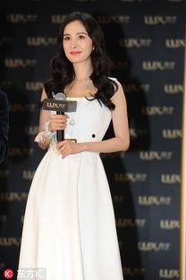 杨幂出席活动照片